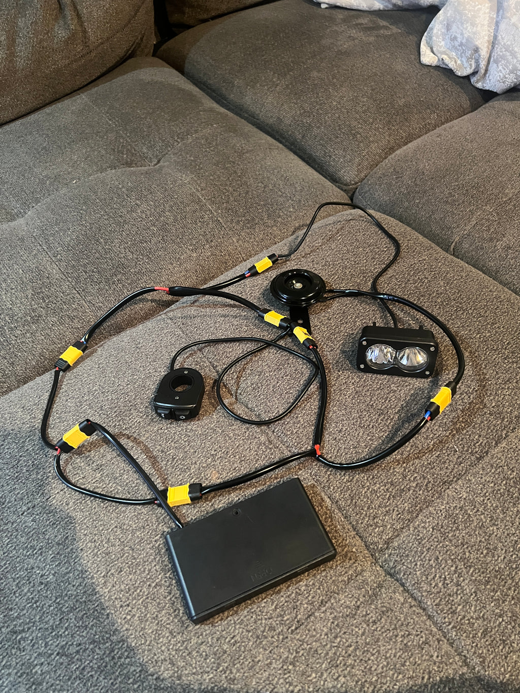 4000lm Peak Battery Powered Baja Lights With 105db Horn (Gen 2 Upgraded)
