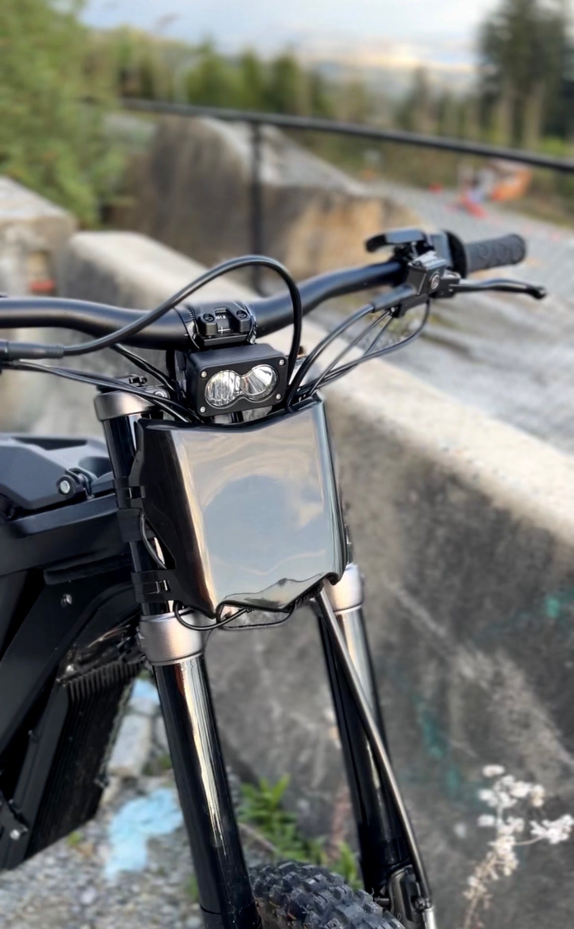 Glossy Motocutz Plate